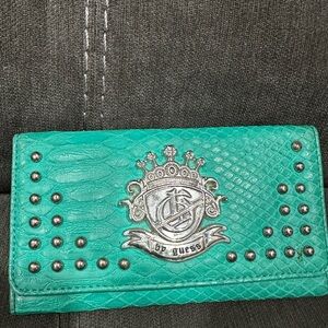 Beautiful Guess green and silver wallet, great condition